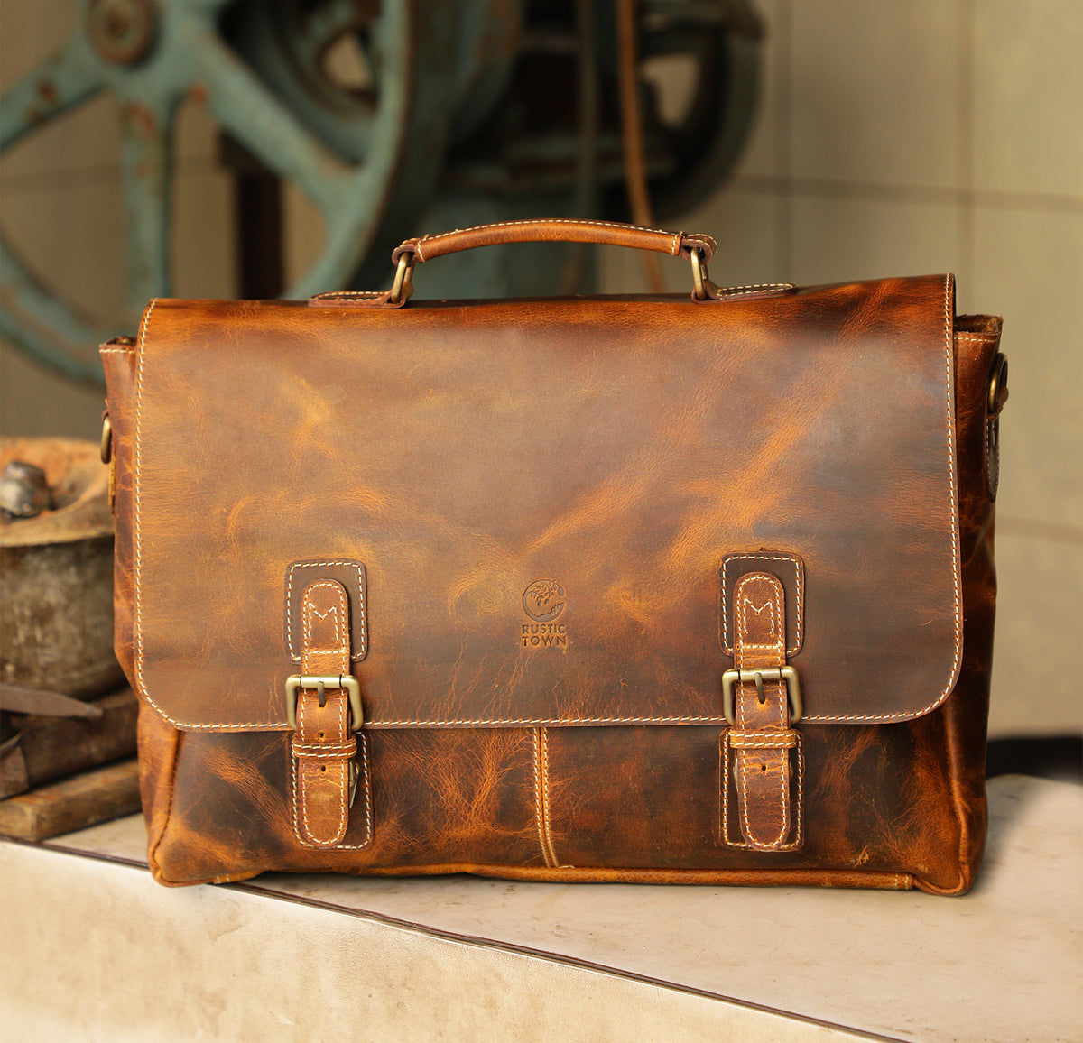  RUSTIC TOWN Leather Messenger Bag for Men Women - Top