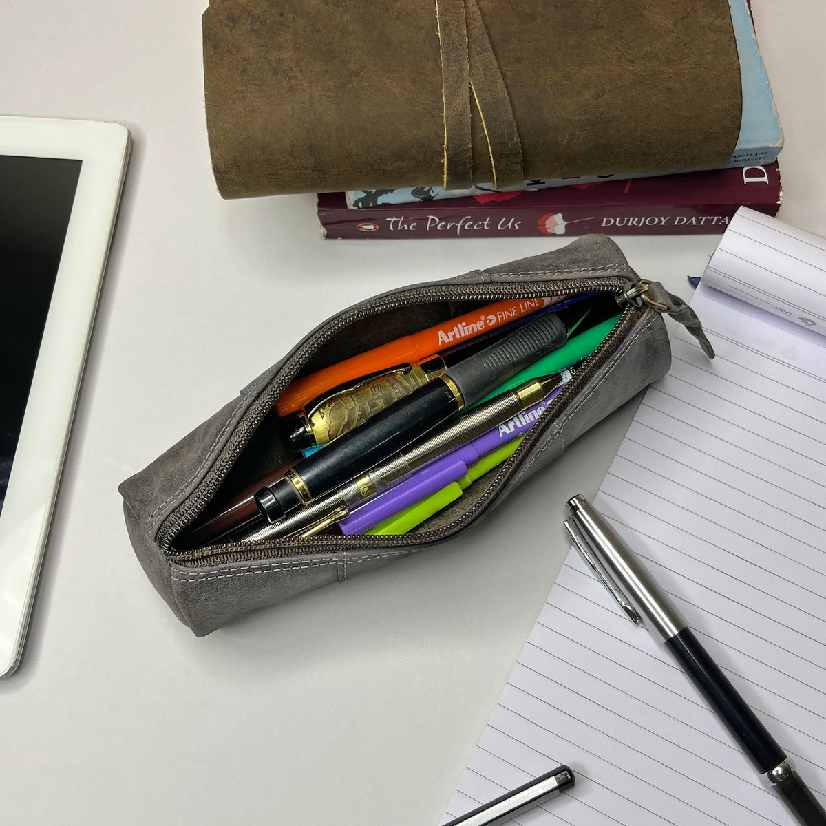 Winnie Leather Zipper Pen Pencil Case (Cognac)