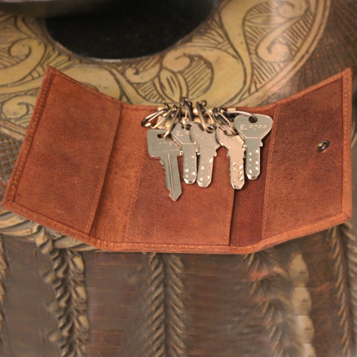 Moga Slim Compact Genuine Leather Key Holder Wallet Pouch for Men & Women