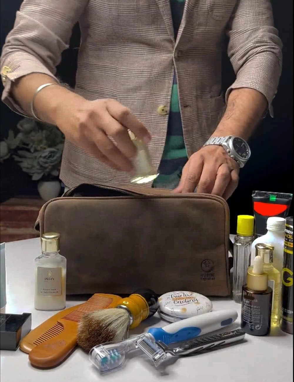 Johnny Men's Leather Travel Dopp Kit (Dark Brown)