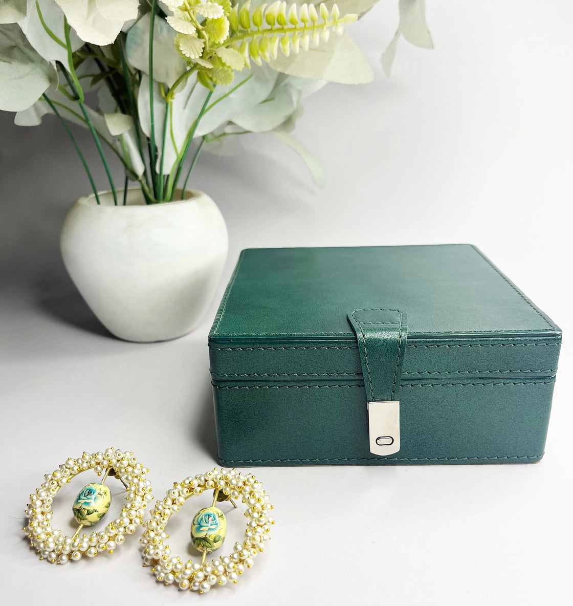 Green leather jewellery box